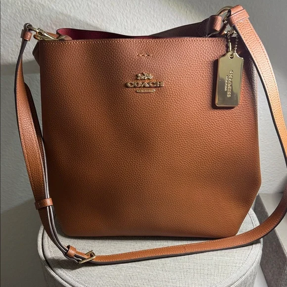 Coach Tan Leather Shoulder Bag - Picture 1 of 4